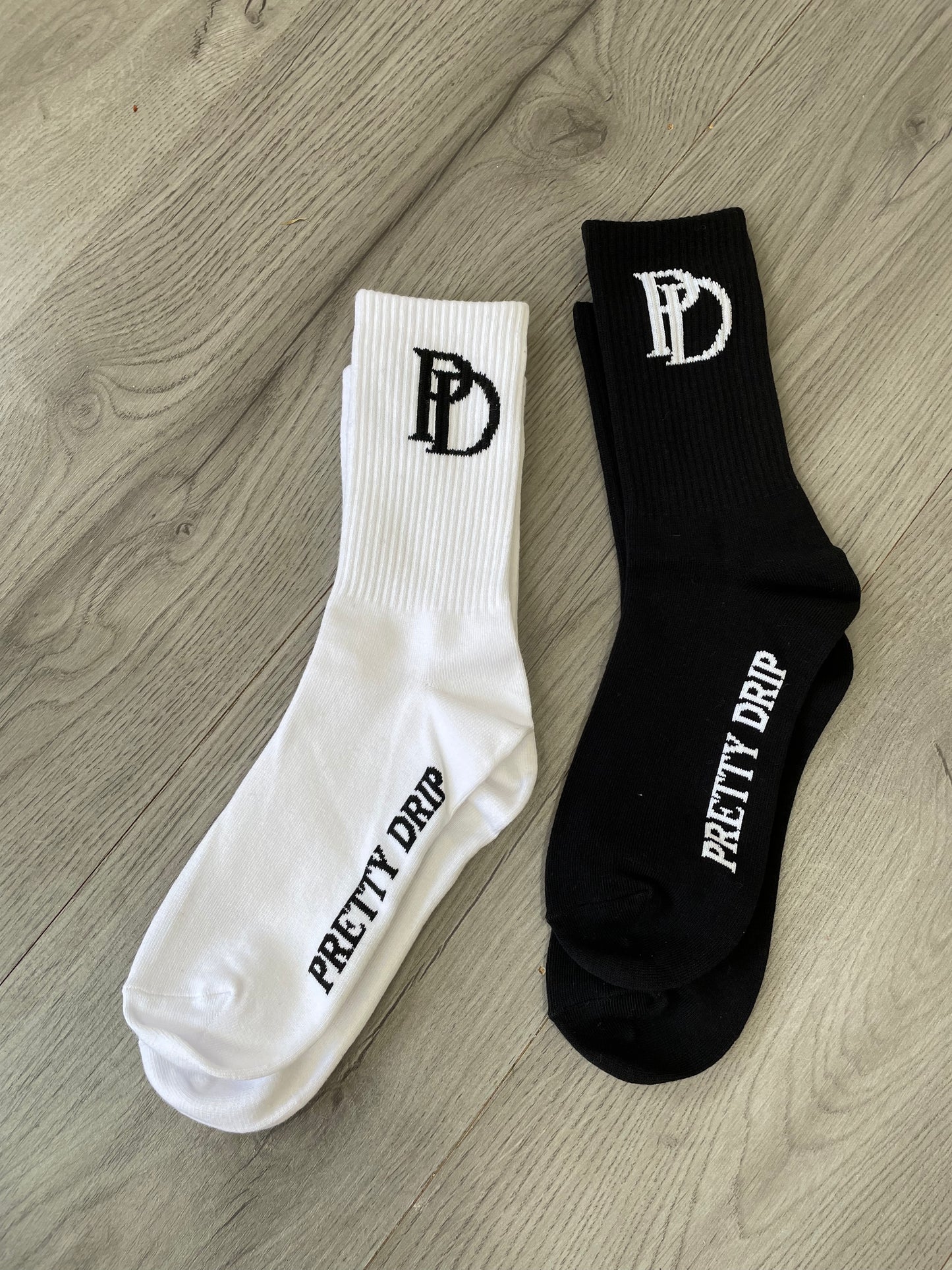 Pretty Drip Signature Logo Socks
